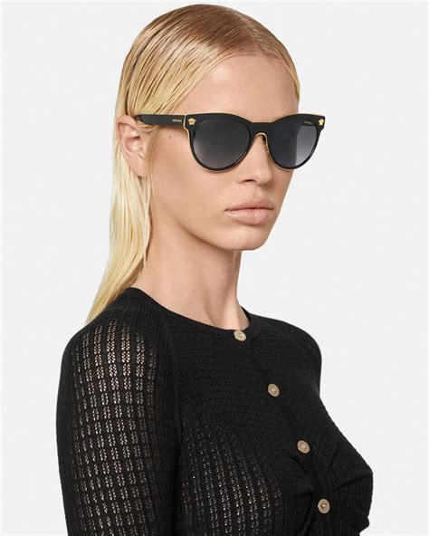 versace medusa charm sunglasses